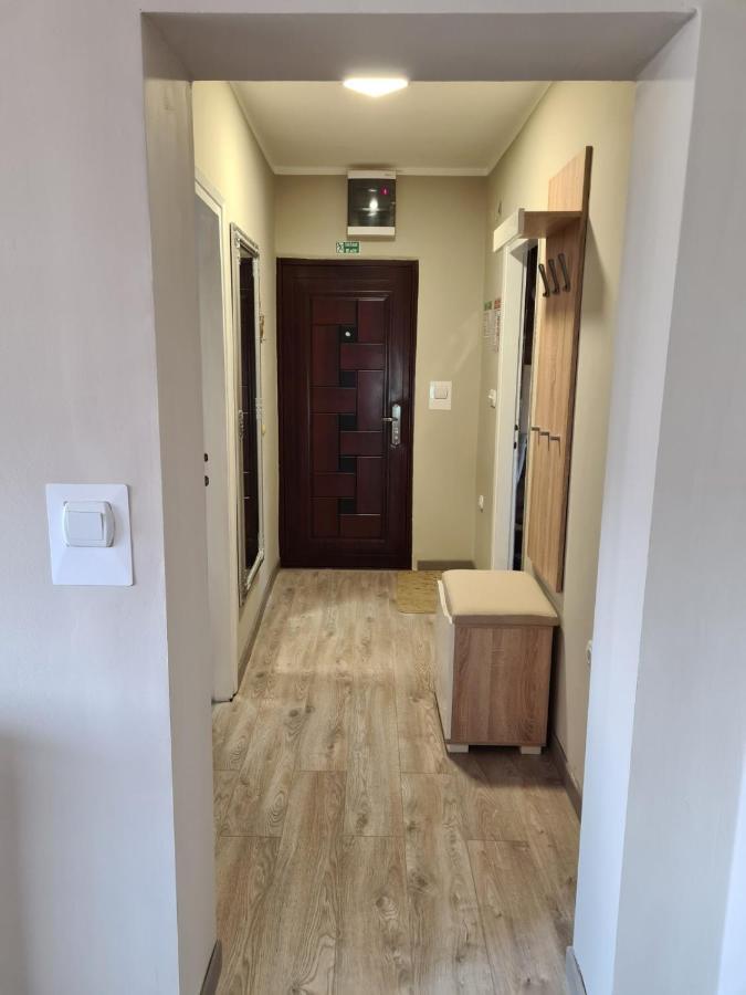 Apartman Petrov โดนยี มิลาโนวัซ ภายนอก รูปภาพ