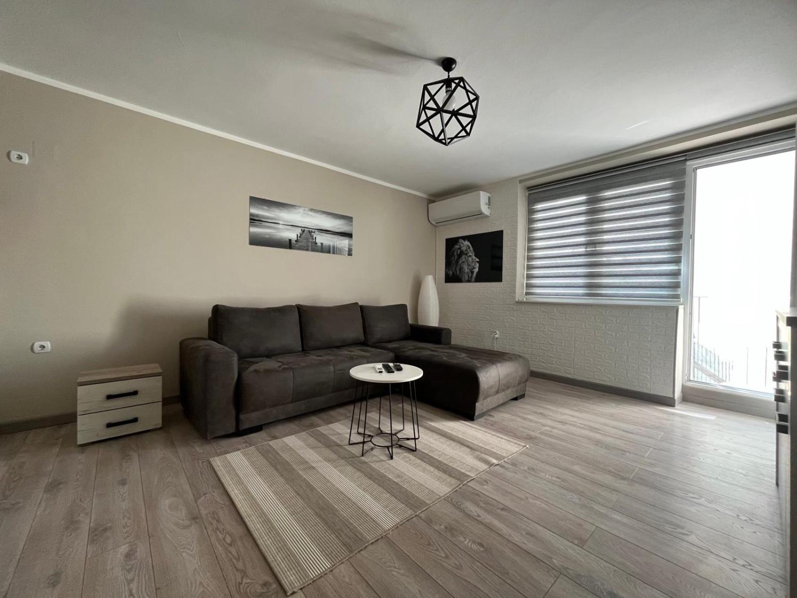 Apartman Petrov โดนยี มิลาโนวัซ ภายนอก รูปภาพ
