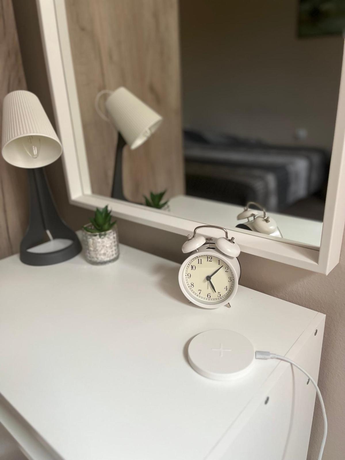 Apartman Petrov โดนยี มิลาโนวัซ ภายนอก รูปภาพ